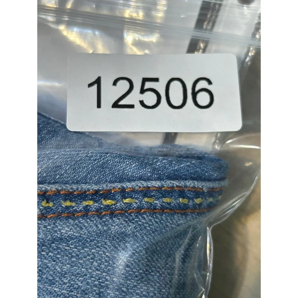 Tommy Hilfiger Stretch Low Rise Bootcut Jeans Women's Size 6 Light Wash - Picture 9 of 9